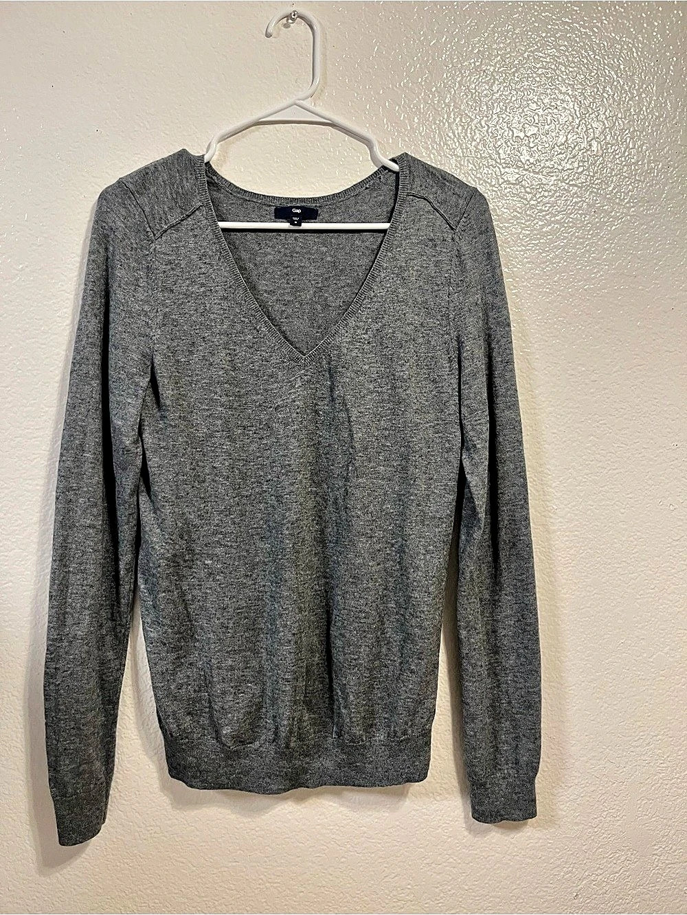 Gap V-Neck Wool Blend Sweater Size Medium